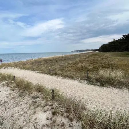 Holiday With Direct Access To The Beach Holiday home Baabe