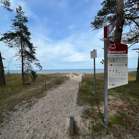 Holiday With Direct Access To The Beach Holiday home Baabe